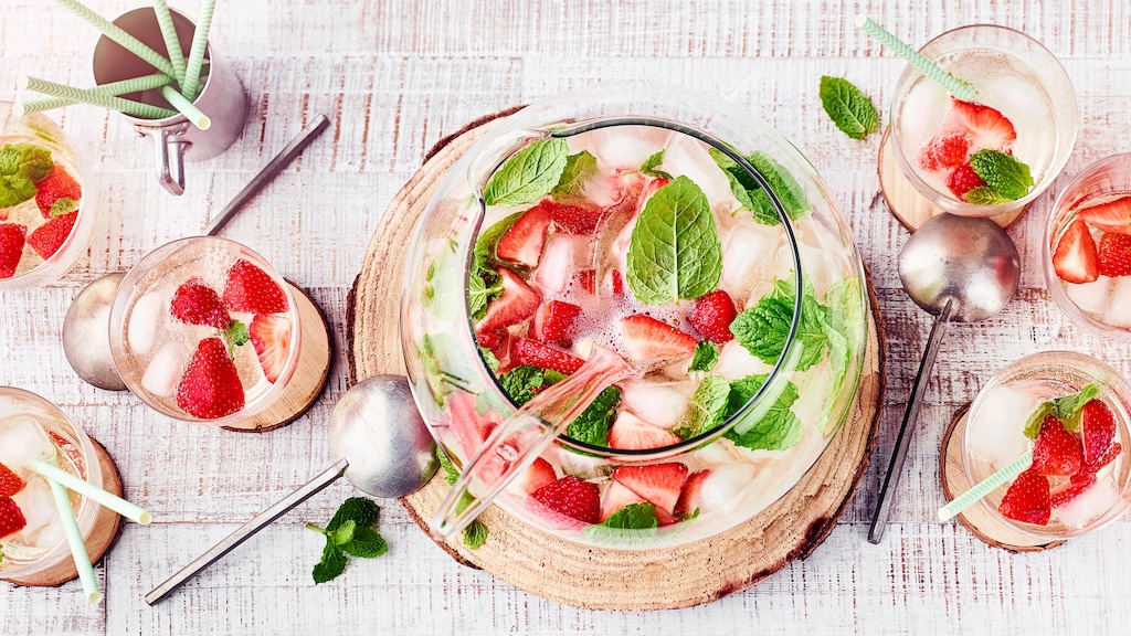 Alkoholfreie Erdbeerbowle - Rezept | EDEKA