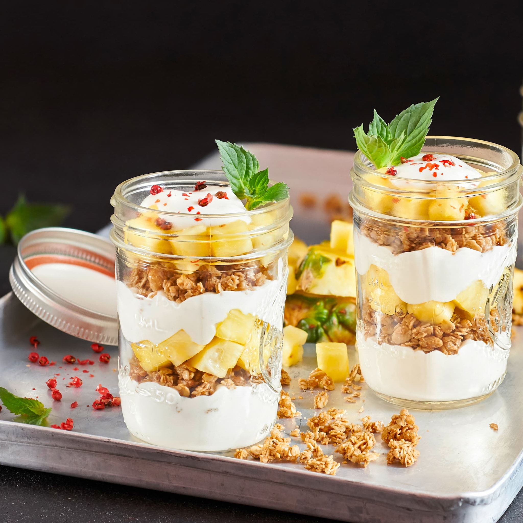 Ananas-Protein-Becher