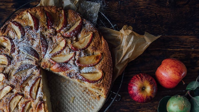 Apfel-Kokosmehl-Kuchen