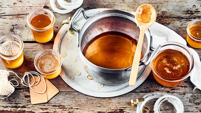 Apfelgelee mit Amaretto