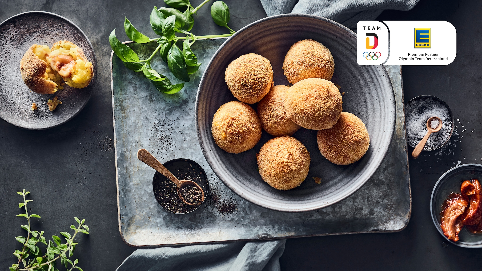 Arancini mit Scarmoza und getrockneten Tomaten