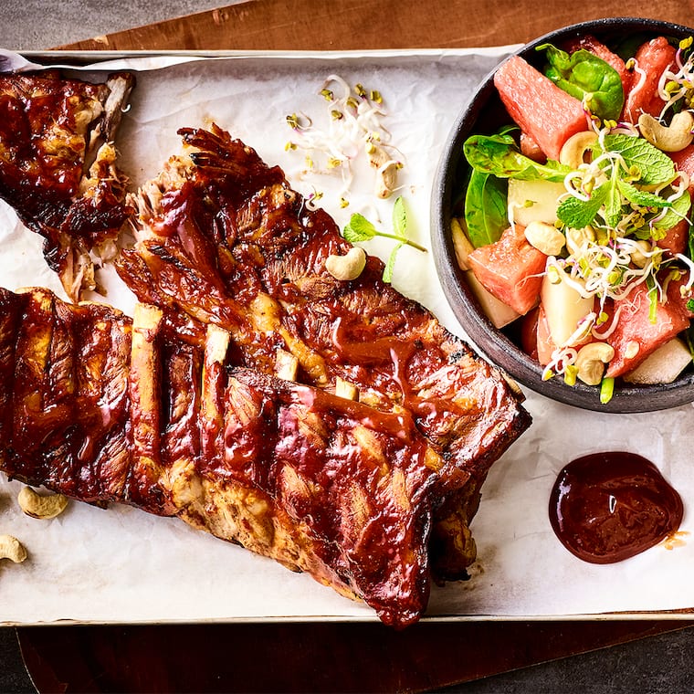 BBQ Ribs mit Melonensalat