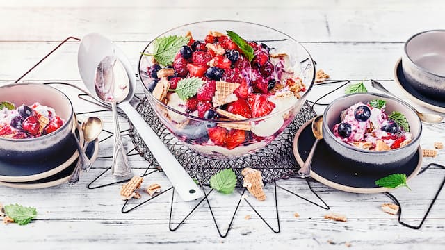 Beeren-Trifle mit Ricotta