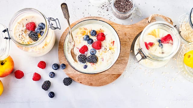 Bircher Müsli mit Beeren