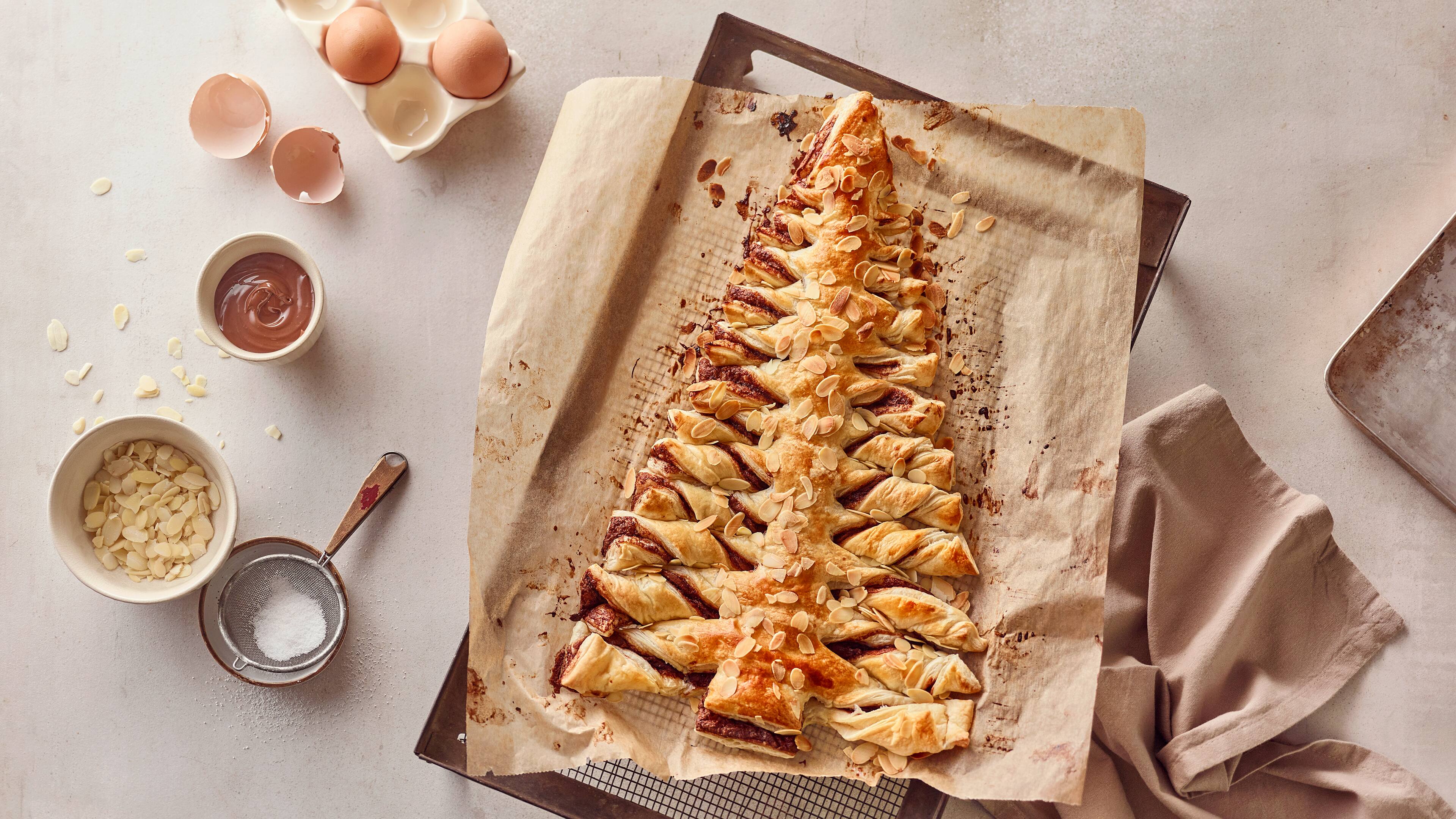 Blätterteig-Tannenbaum - Rezept | EDEKA