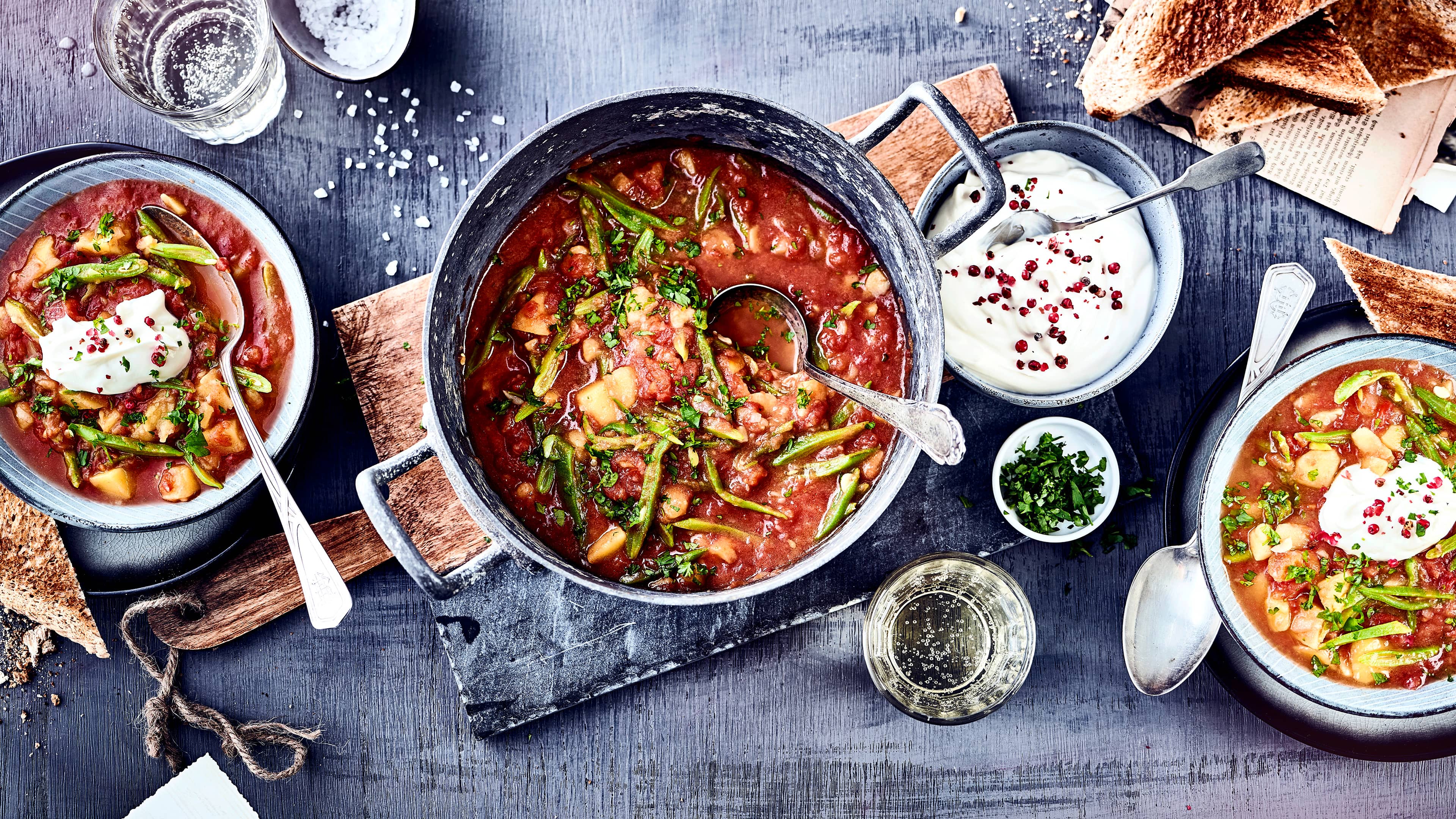 Bohnen-Tomaten-Eintopf - Rezept | EDEKA