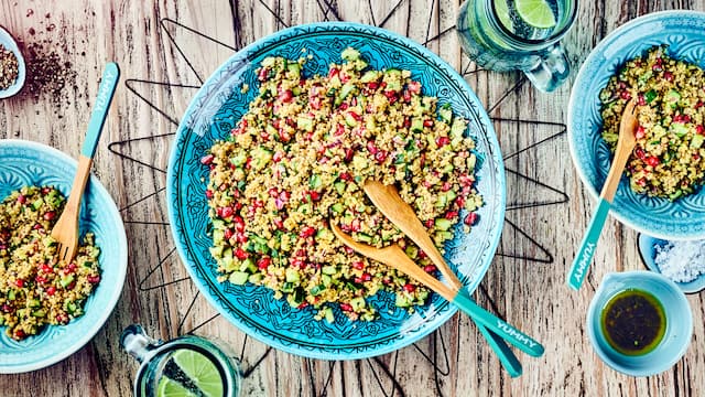 Bulgur-Kräuter-Salat mit Granatapfel