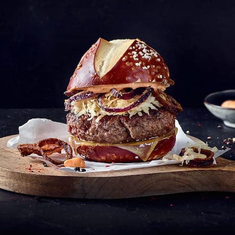 Burger: The Bavarian