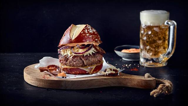 Burger: The Bavarian