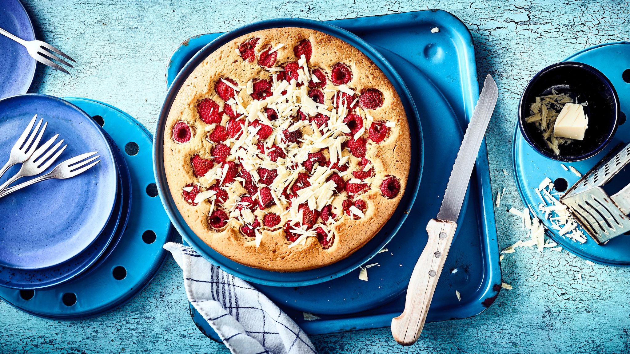 Eierlikör-Himbeer-Kuchen - Rezept | EDEKA