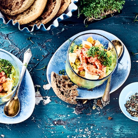 Eiersalat mit Flusskrebsen