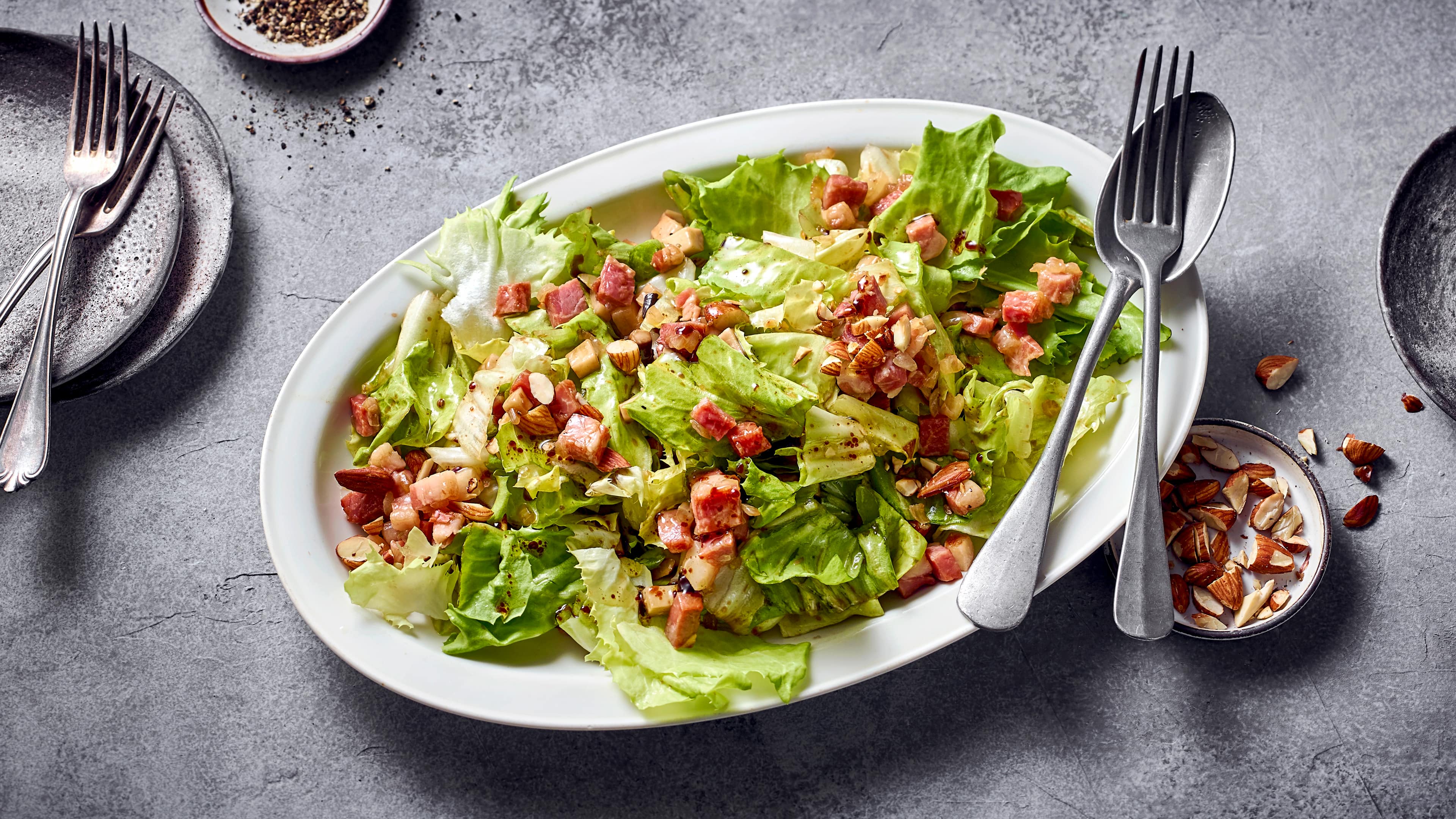 Endiviensalat mit Speck - Rezept | EDEKA