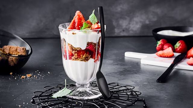 Erdbeer-Quark-Trifle