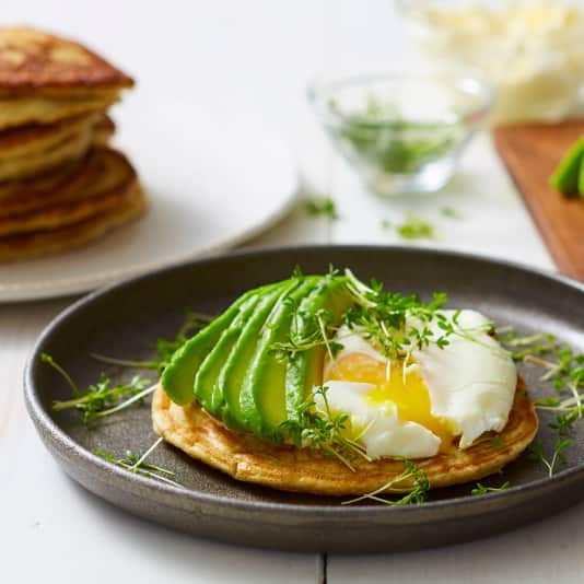 Pfannkuchen mit Avocado