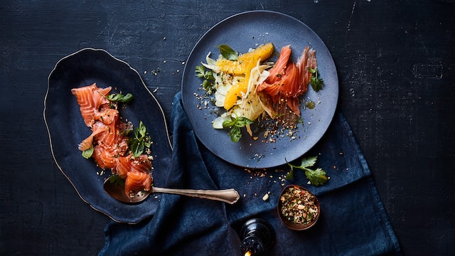 Gebeizter Lachs mit Orangen-Fenchel-Salat