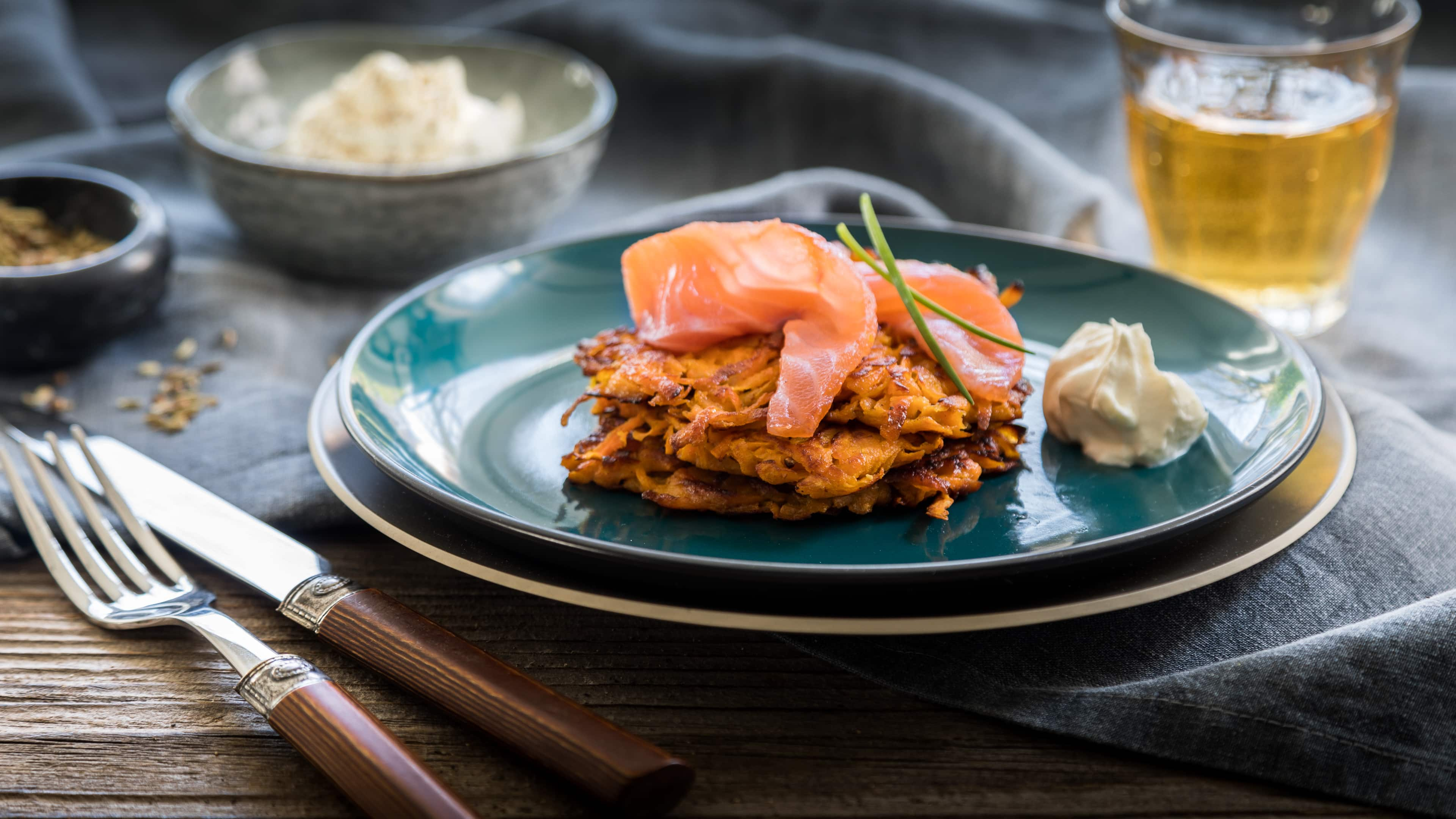 Gebeizter Lachs mit Rösti - Rezept | EDEKA