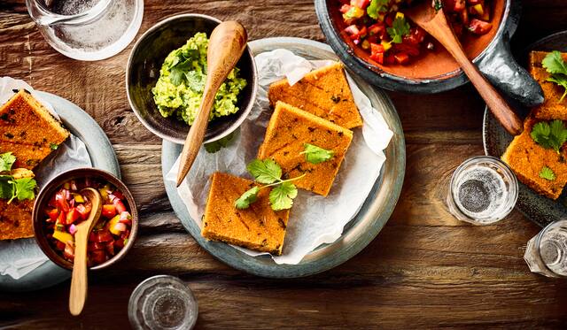 Gegrillte Polenta mit Tomate