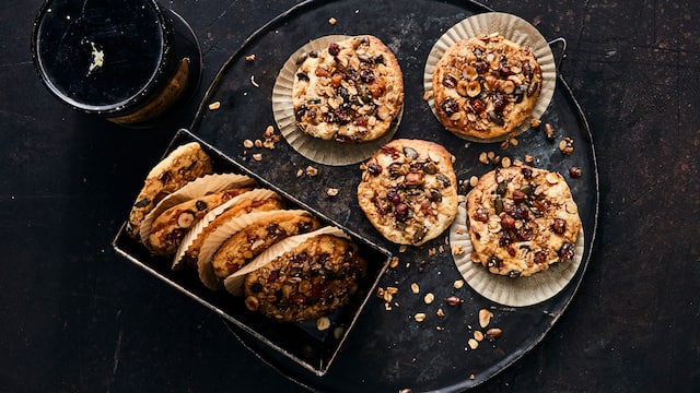 Granola-Cookies mit Mandeln und Cranberries