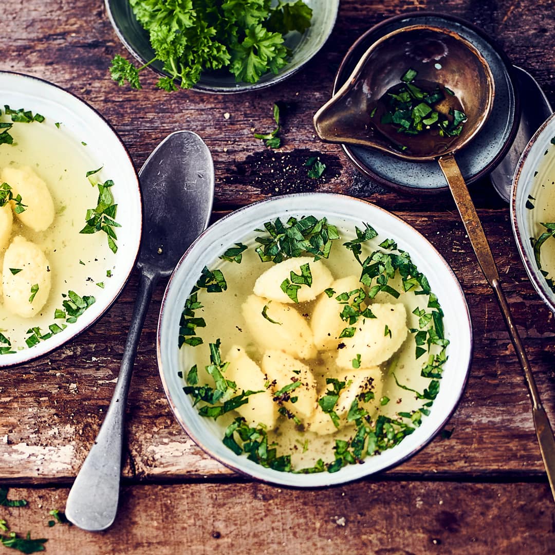 Grießklößchensuppe