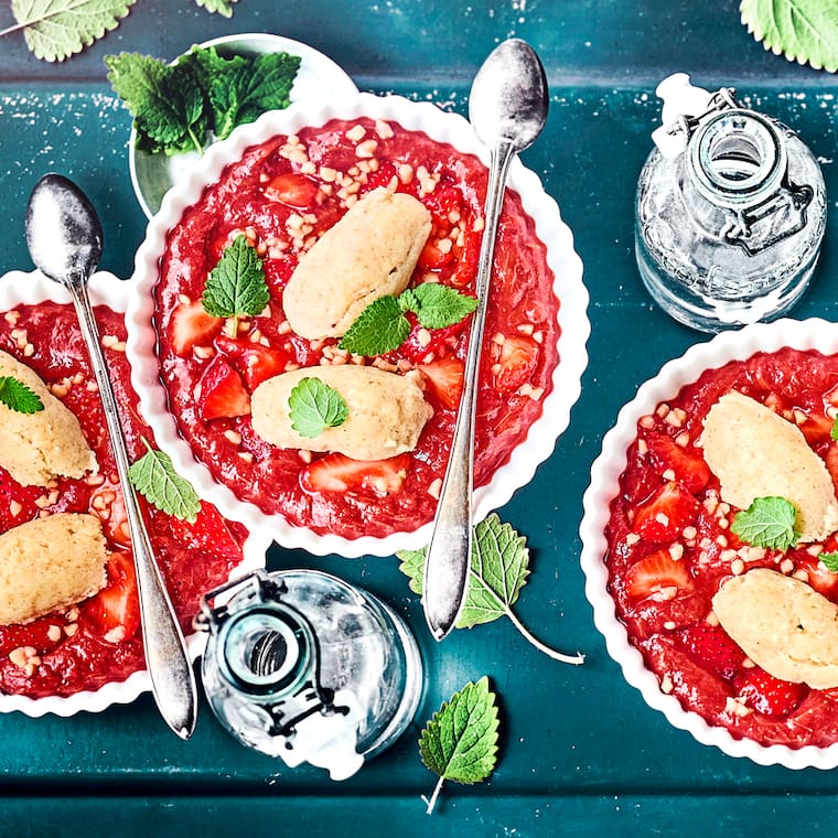 Grießmousse mit Erdbeeren