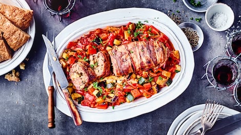 Hackbraten im Schinkenmantel