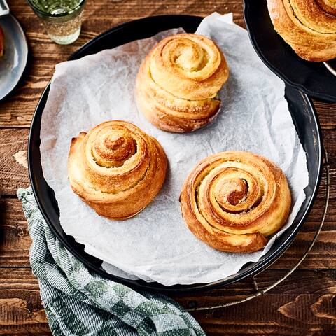 Klassisch, einfach und immer lecker: Hefeschnecken sind leicht selber gemacht und vielseitig einsetzbar. Einfach einmal ausprobieren!
