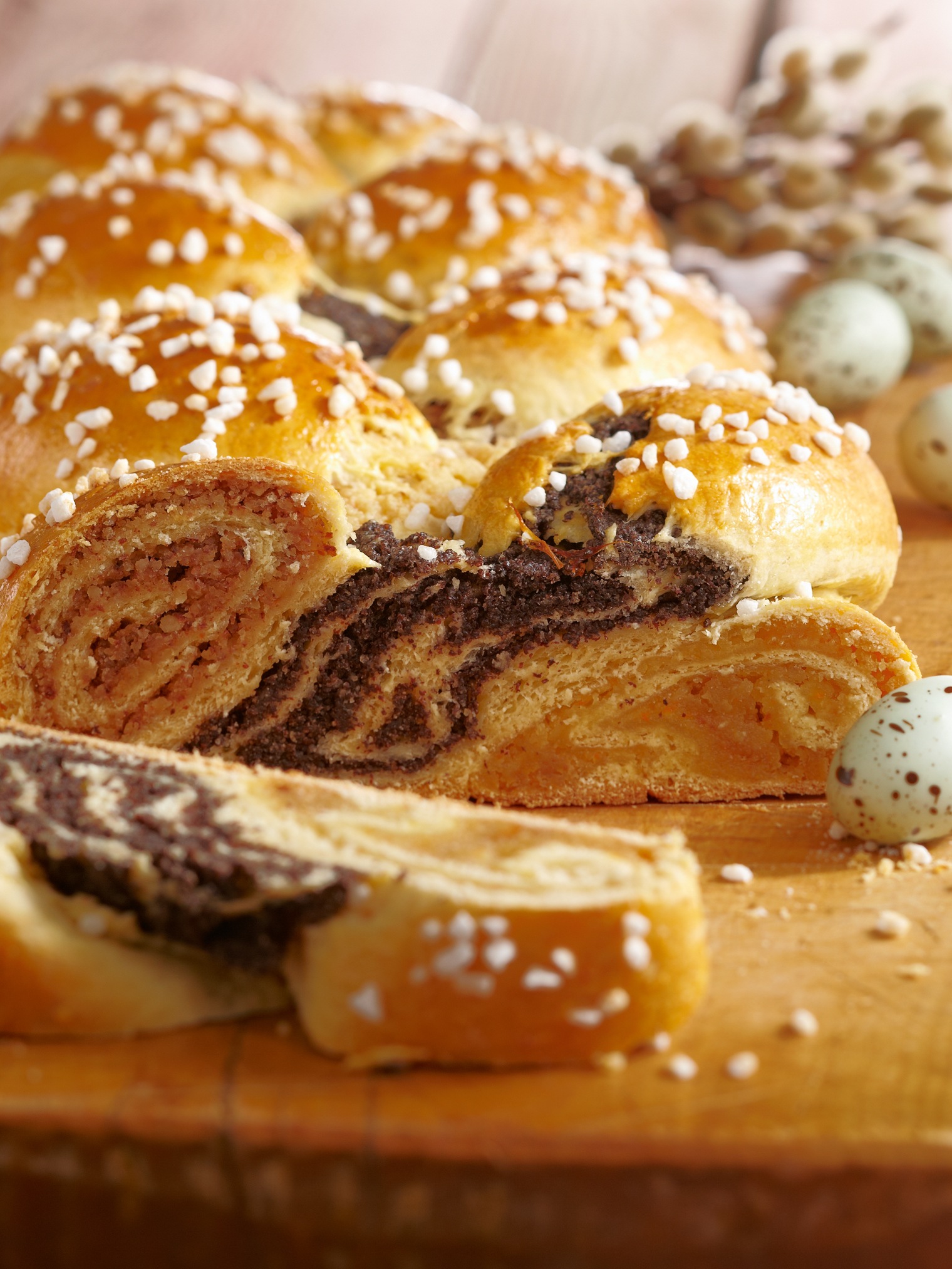 Osterzopf mit 3 Füllungen - Rezept | EDEKA