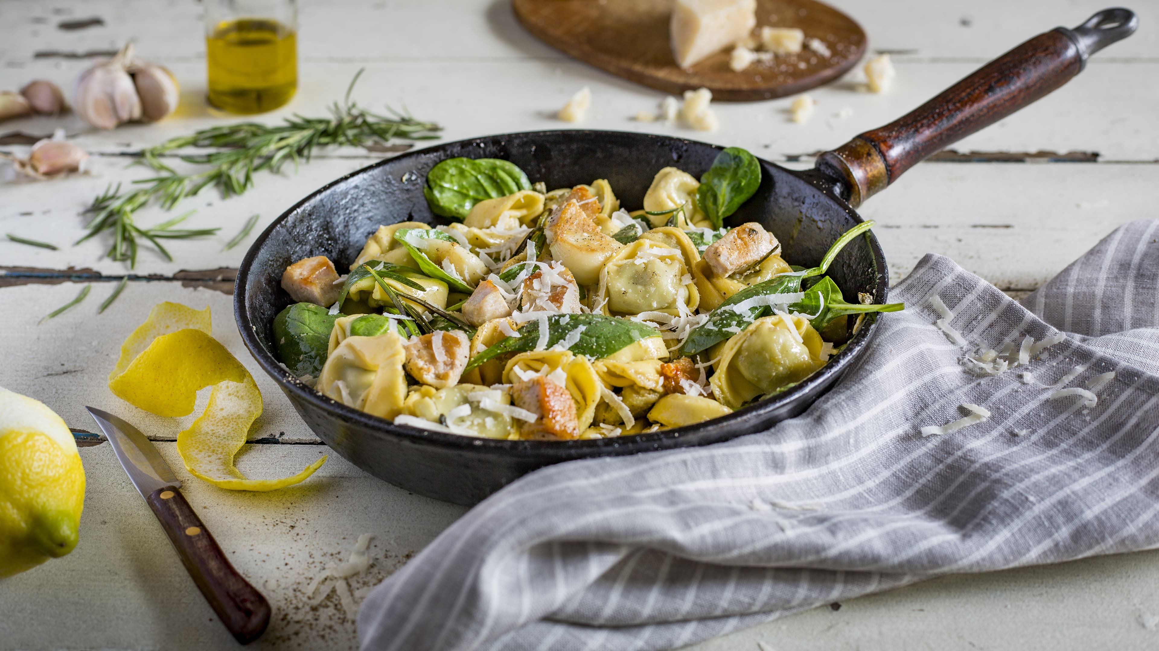 Tortelloni mit Hähnchenbrust