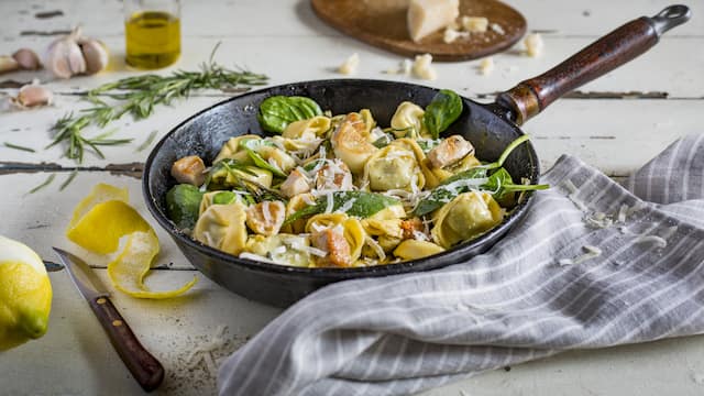 Tortelloni mit Hähnchenbrust