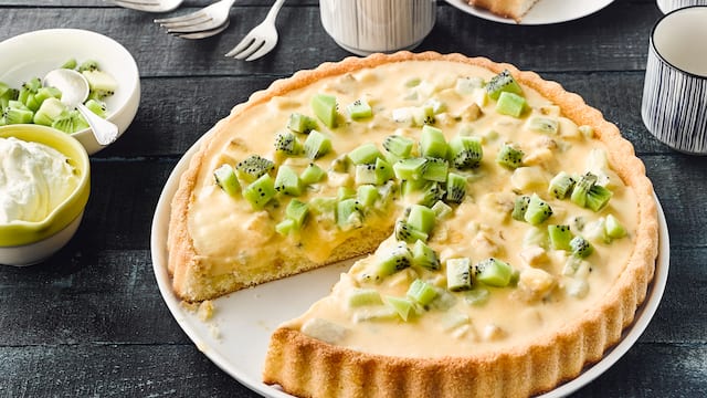 Kiwi-Bananen-Pudding-Kuchen