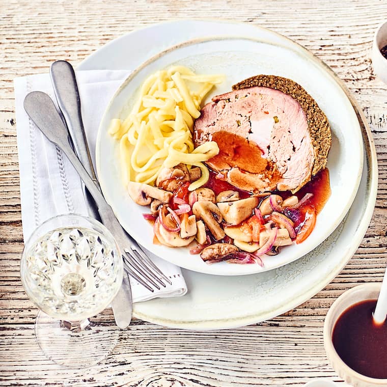 Jägerbraten mit Kräuterkruste