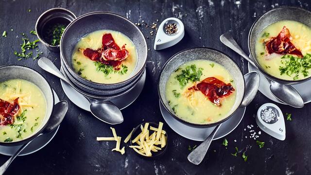 Käsesuppe mit Riesling