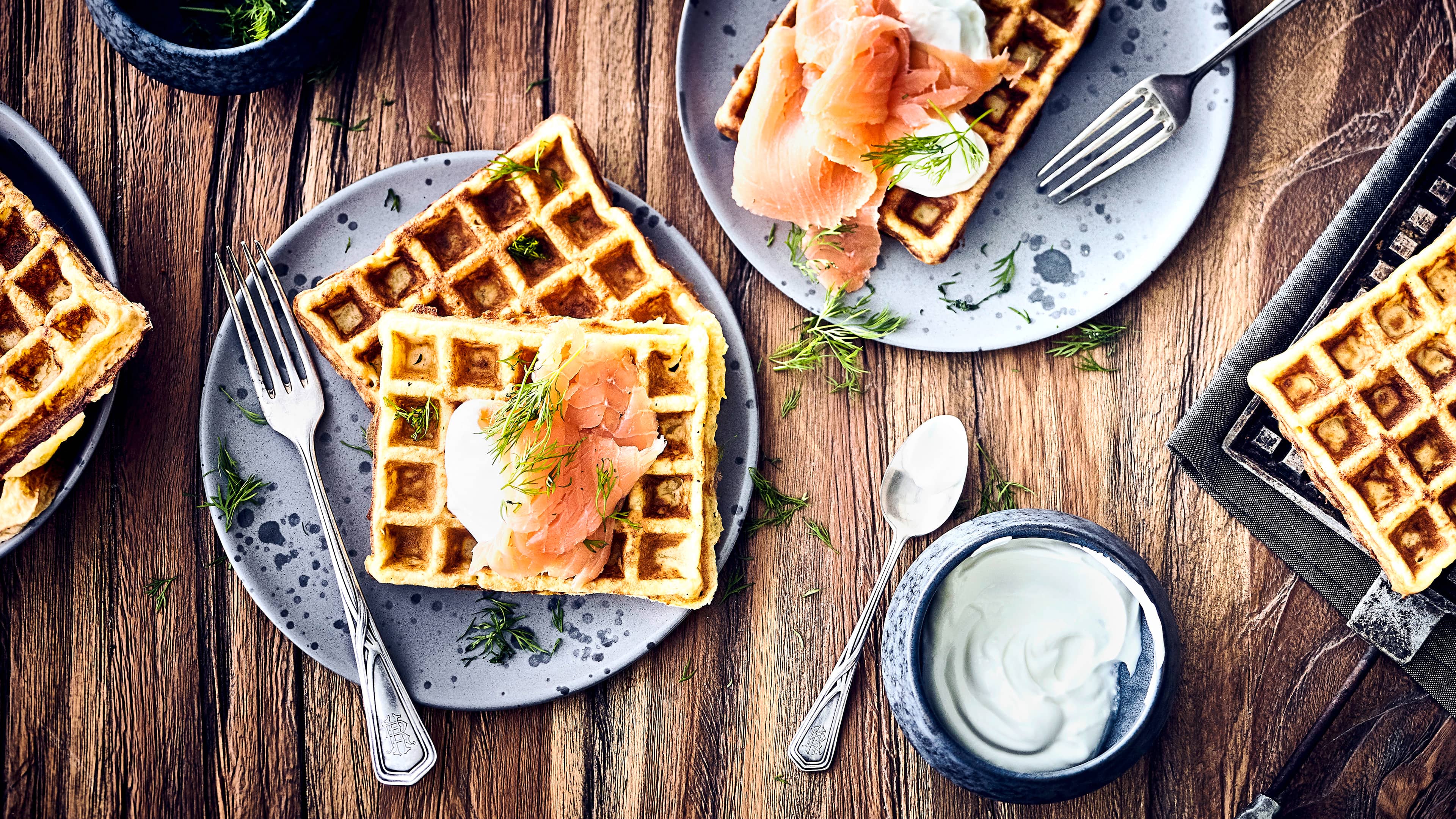 Kartoffelwaffeln mit Lachs - Rezept | EDEKA