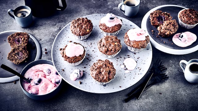 Kirschmuffins mit Creme