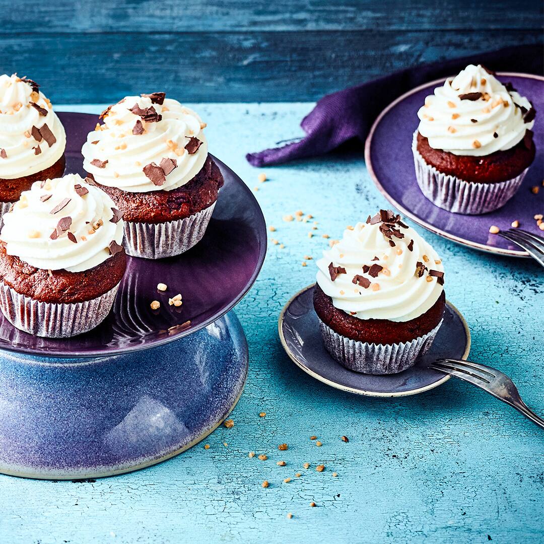 Kirschmuffins mit Schokokern - Rezept | EDEKA