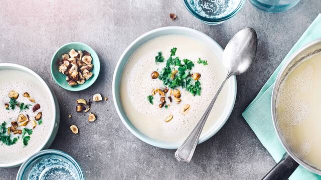 Kohlrabi-Nuss-Suppe