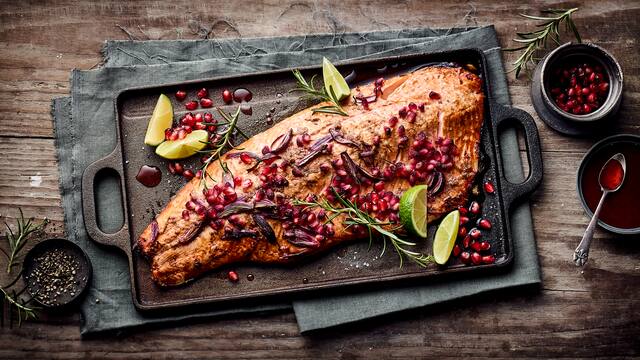 Lachs mit Granatapfel