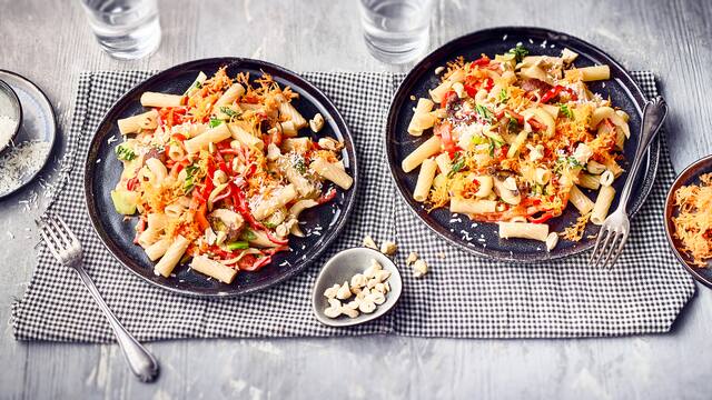 Makkaroni mit Pak Choi