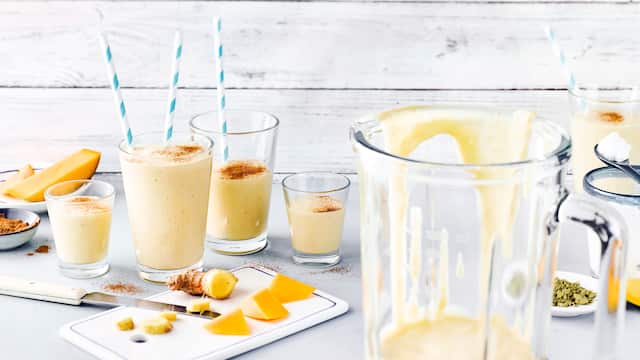 Mango-Ingwer-Eiweißdrink
