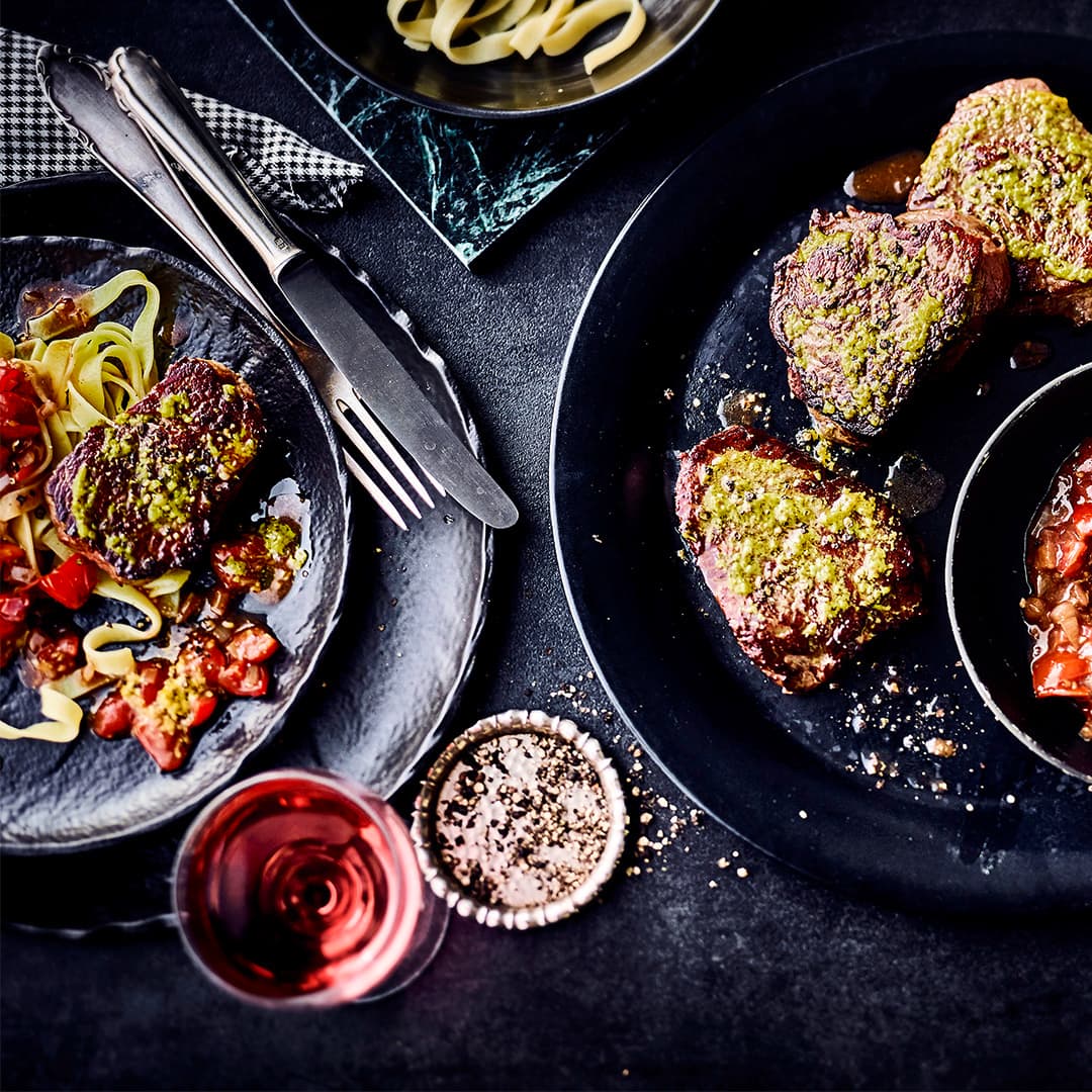 Medaillons mit Kräuterpesto 