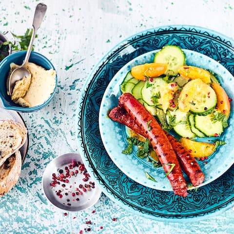 Merguez mit Gurken-Salat