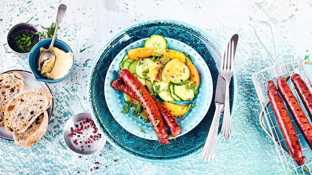 Merguez mit Gurken-Salat