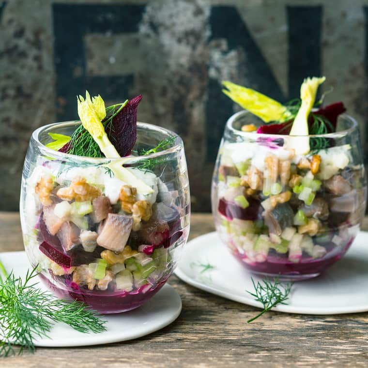 Mini-Matjes-Schichtsalat