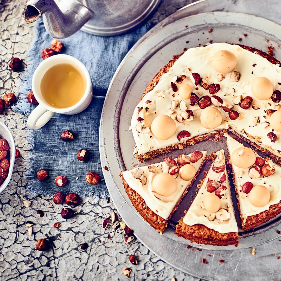 Haselnuss-Karamell-Torte - Rezept | EDEKA