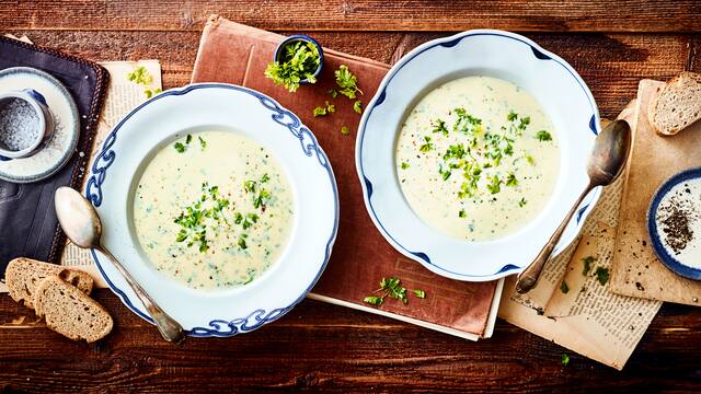 Münchner Kerbelsuppe