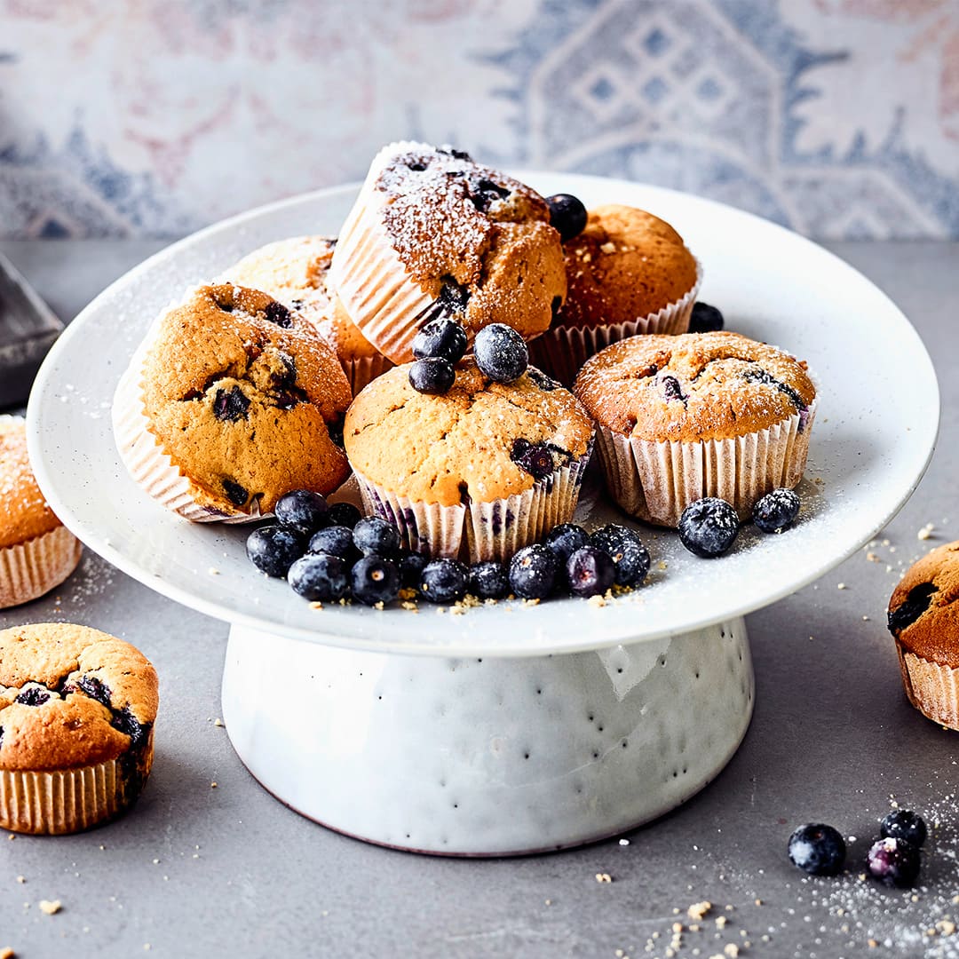 Blaubeer-Buttermilch-Muffins - Rezept | EDEKA