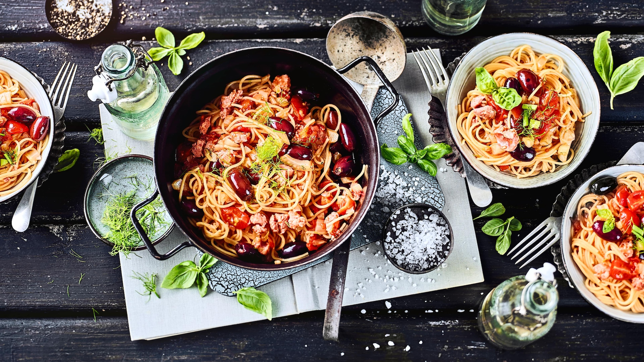 One Pot Spaghetti mit Fenchel und Salsiccia 