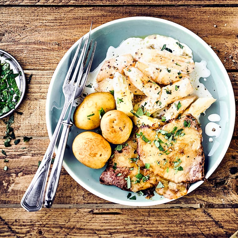 Pfannenspargel mit Schnitzel