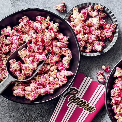 Ein schöner Film, ein leckeres Getränk und dazu jede Menge Pink Popcorn: Der nächste Kinoabend zuhause kann kommen!