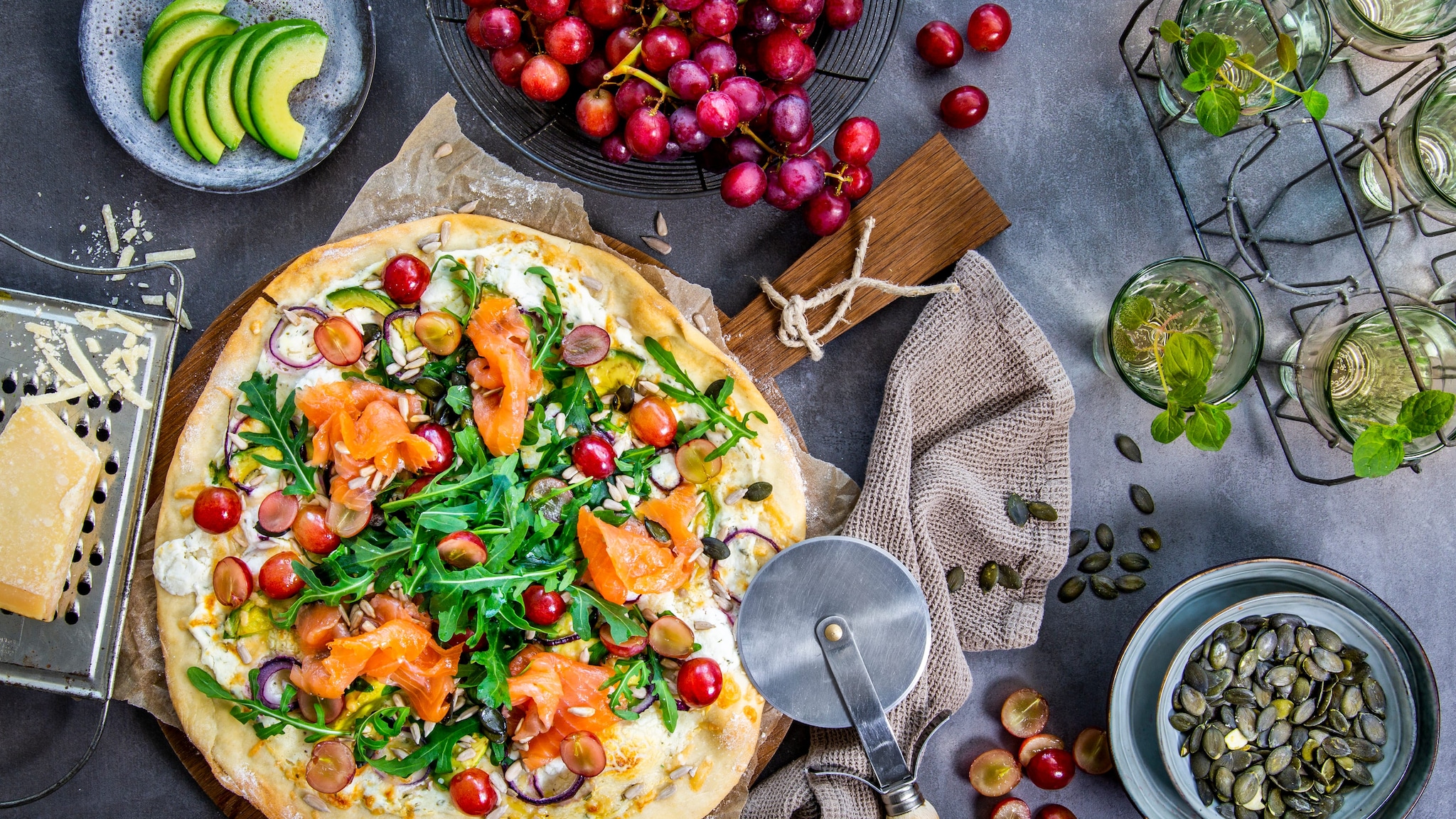 Pizza Bianca mit Rucola